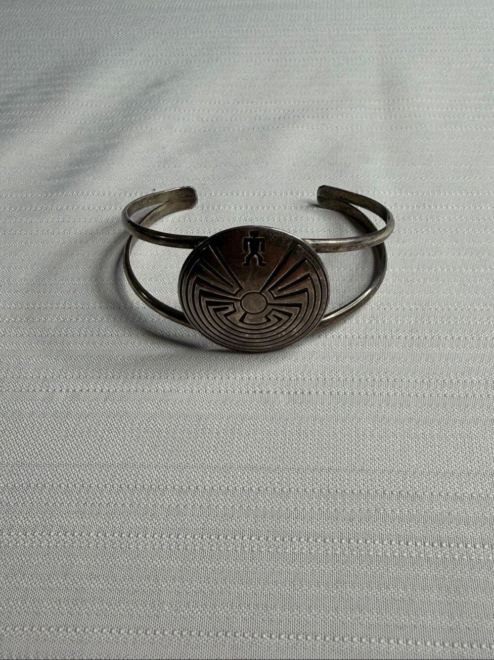 Vintage Southwest Sterling Silver Man In The Maze Cuff